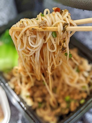 dan dan noodles with chopsticks